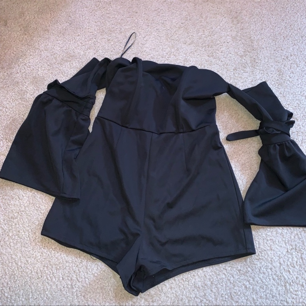Cold Shoulder Romper - Picture 2 of 6